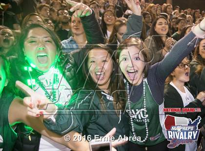 Thumbnail 2 in Sacred Heart Cathedral Preparatory vs. St. Ignatius (2015 MaxPreps Rivalry Series) photogallery.