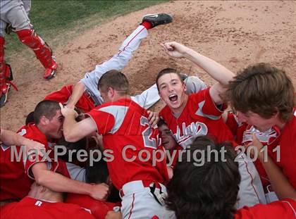 Thumbnail 3 in Chenango Valley @ Briarcliff (NYSPHSAA Class B Final) photogallery.