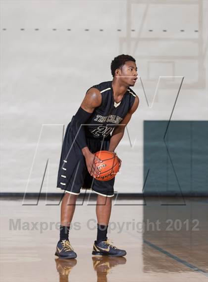 Thumbnail 2 in John Paul II vs The Colony (Carrollton-Farmers Branch Basketball Classic) photogallery.