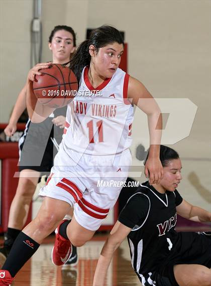 Thumbnail 3 in Valley Christian vs. Victory Christian (Viking Classic) photogallery.