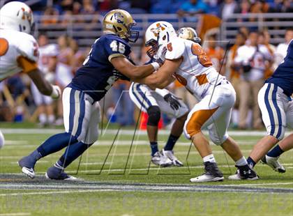 Thumbnail 2 in Madison vs. O'Connor (UIL 5A D1 Region 4 Area Playoff) photogallery.