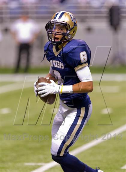 Thumbnail 2 in Madison vs. O'Connor (UIL 5A D1 Region 4 Area Playoff) photogallery.
