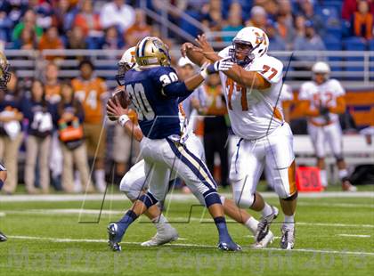 Thumbnail 3 in Madison vs. O'Connor (UIL 5A D1 Region 4 Area Playoff) photogallery.
