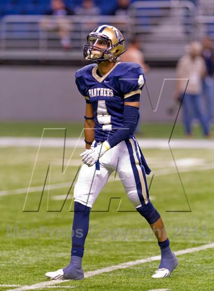 Thumbnail 1 in Madison vs. O'Connor (UIL 5A D1 Region 4 Area Playoff) photogallery.