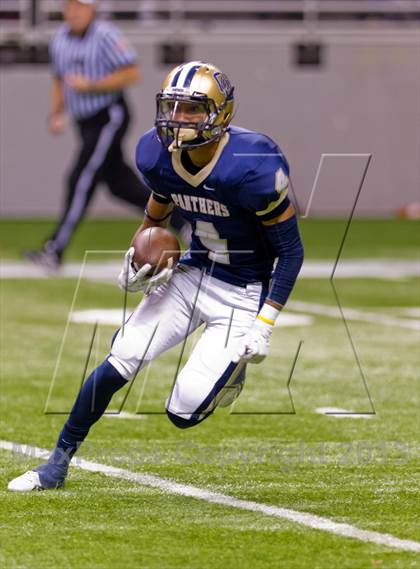 Thumbnail 3 in Madison vs. O'Connor (UIL 5A D1 Region 4 Area Playoff) photogallery.