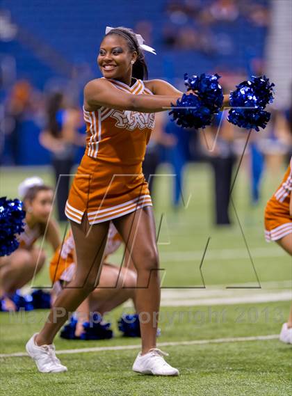 Thumbnail 3 in Madison vs. O'Connor (UIL 5A D1 Region 4 Area Playoff) photogallery.