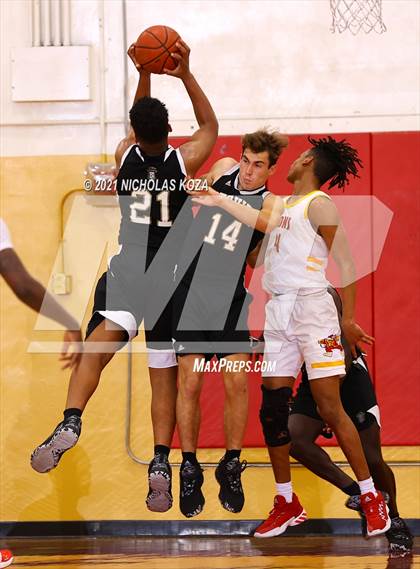 Thumbnail 2 in Dominguez vs. Servite (CIF SS D2AA Playoffs) photogallery.
