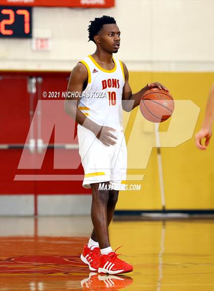 Thumbnail 2 in Dominguez vs. Servite (CIF SS D2AA Playoffs) photogallery.