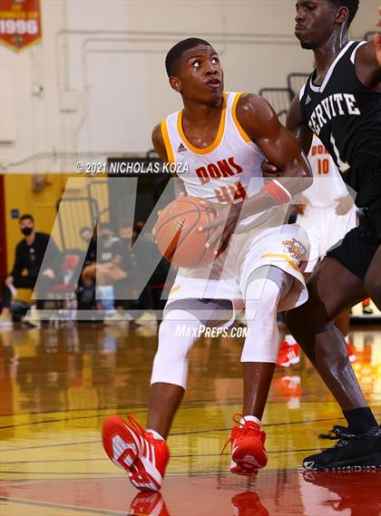 Thumbnail 2 in Dominguez vs. Servite (CIF SS D2AA Playoffs) photogallery.