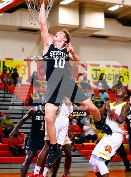 Thumbnail 3 in Dominguez vs. Servite (CIF SS D2AA Playoffs) photogallery.