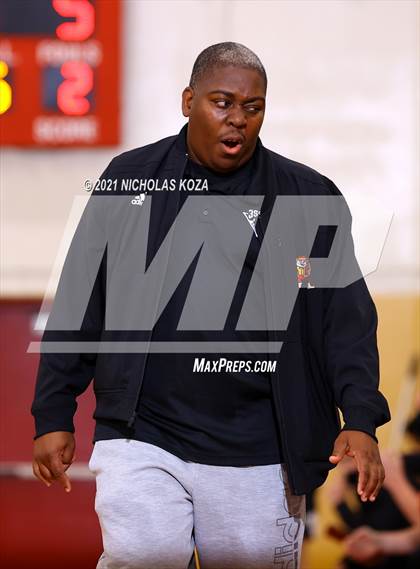 Thumbnail 2 in Dominguez vs. Servite (CIF SS D2AA Playoffs) photogallery.