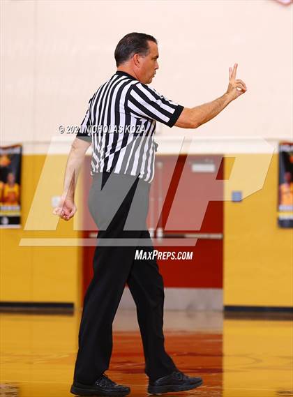 Thumbnail 2 in Dominguez vs. Servite (CIF SS D2AA Playoffs) photogallery.