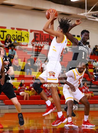 Thumbnail 2 in Dominguez vs. Servite (CIF SS D2AA Playoffs) photogallery.