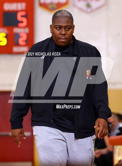 Thumbnail 3 in Dominguez vs. Servite (CIF SS D2AA Playoffs) photogallery.