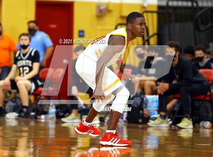 Thumbnail 3 in Dominguez vs. Servite (CIF SS D2AA Playoffs) photogallery.
