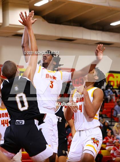 Thumbnail 2 in Dominguez vs. Servite (CIF SS D2AA Playoffs) photogallery.