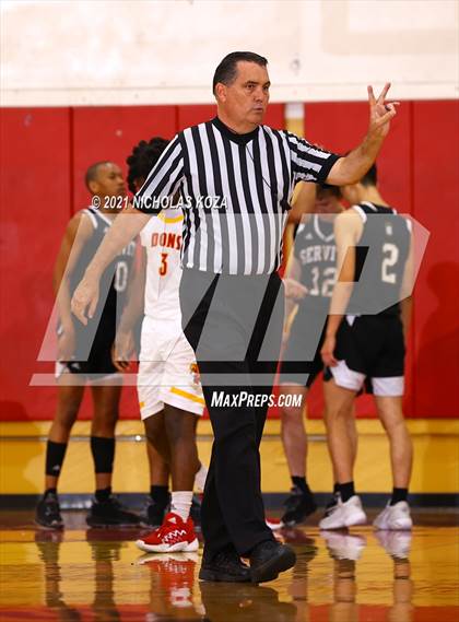 Thumbnail 2 in Dominguez vs. Servite (CIF SS D2AA Playoffs) photogallery.