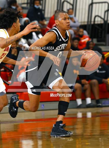 Thumbnail 3 in Dominguez vs. Servite (CIF SS D2AA Playoffs) photogallery.