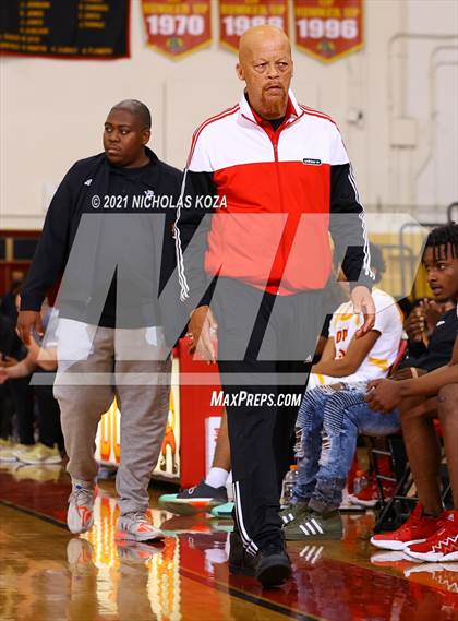 Thumbnail 3 in Dominguez vs. Servite (CIF SS D2AA Playoffs) photogallery.
