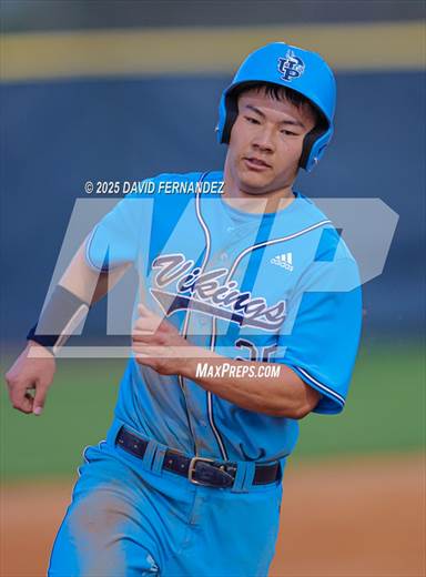 null - Photo 01
