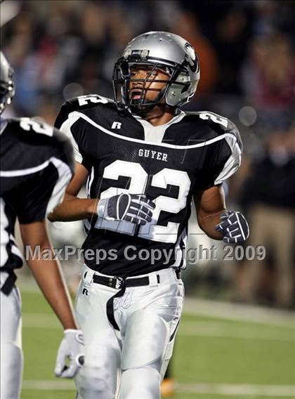 Thumbnail 2 in Boswell vs. Guyer (Texas Bi-District Playoffs) photogallery.