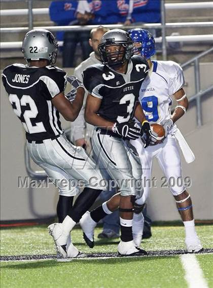 Thumbnail 2 in Boswell vs. Guyer (Texas Bi-District Playoffs) photogallery.