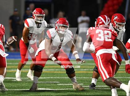 Thumbnail 2 in Kahuku @ Mater Dei photogallery.