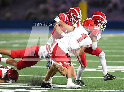 Thumbnail 2 in Kahuku @ Mater Dei photogallery.