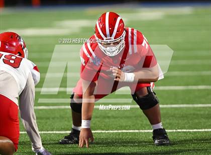 Thumbnail 2 in Kahuku @ Mater Dei photogallery.