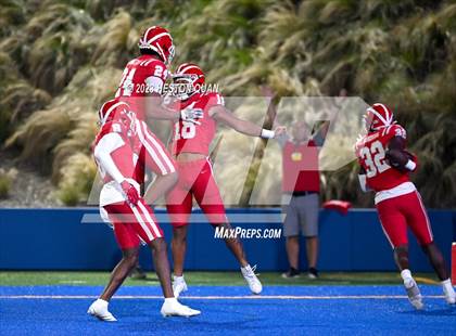 Thumbnail 2 in Kahuku @ Mater Dei photogallery.