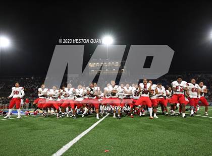 Thumbnail 2 in Kahuku @ Mater Dei photogallery.