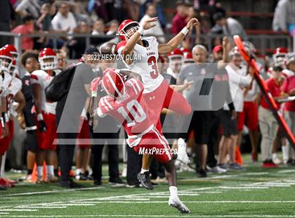 Thumbnail 3 in Kahuku @ Mater Dei photogallery.