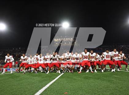 Thumbnail 1 in Kahuku @ Mater Dei photogallery.