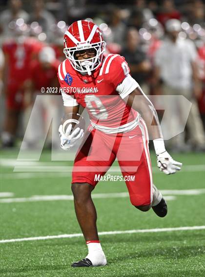Thumbnail 2 in Kahuku @ Mater Dei photogallery.