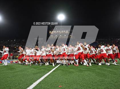 Thumbnail 2 in Kahuku @ Mater Dei photogallery.