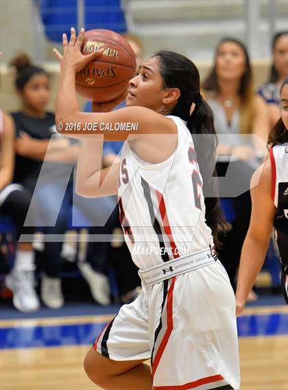 Thumbnail 2 in Churchill vs Stevens [John Paul] photogallery.