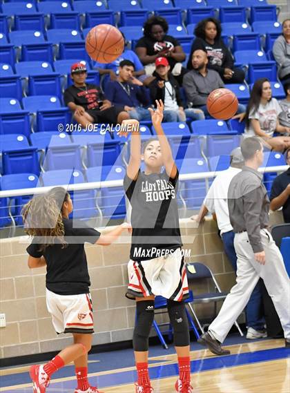 Thumbnail 2 in Churchill vs Stevens [John Paul] photogallery.