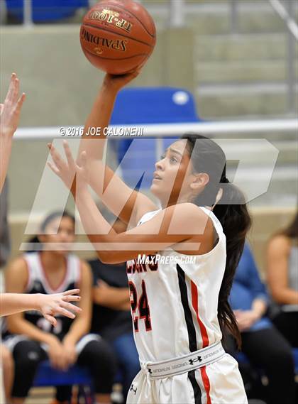 Thumbnail 3 in Churchill vs Stevens [John Paul] photogallery.