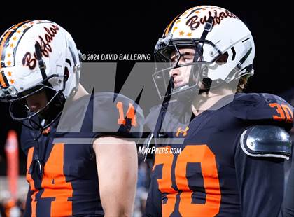 Thumbnail 2 in Richardson vs Haltom (UIL Football 6A D1 Bi-District) photogallery.