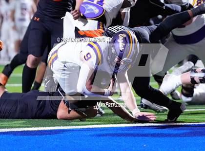 Thumbnail 2 in Richardson vs Haltom (UIL Football 6A D1 Bi-District) photogallery.