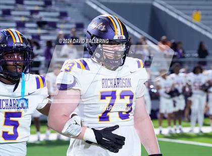 Thumbnail 1 in Richardson vs Haltom (UIL Football 6A D1 Bi-District) photogallery.