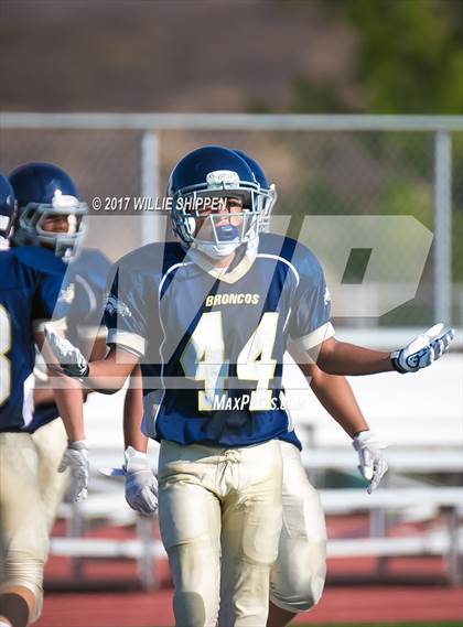 Thumbnail 2 in Vista Murrieta vs Orange Lutheran photogallery.
