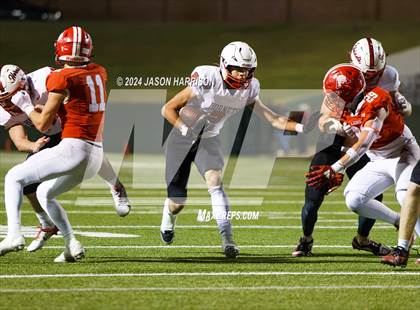 Thumbnail 2 in Albany vs. Muenster (UIL Football 2A Region 2 Semi Final) photogallery.
