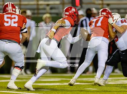 Thumbnail 3 in Albany vs. Muenster (UIL Football 2A Region 2 Semi Final) photogallery.