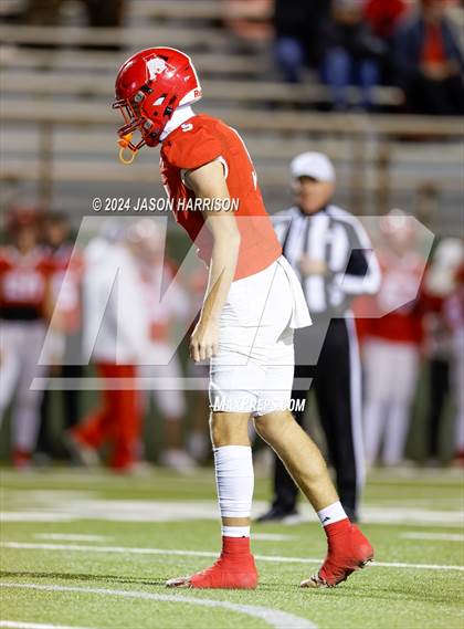 Thumbnail 2 in Albany vs. Muenster (UIL Football 2A Region 2 Semi Final) photogallery.