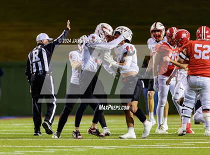 Thumbnail 1 in Albany vs. Muenster (UIL Football 2A Region 2 Semi Final) photogallery.