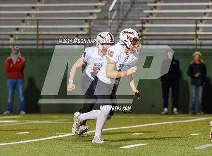 Thumbnail 2 in Albany vs. Muenster (UIL Football 2A Region 2 Semi Final) photogallery.