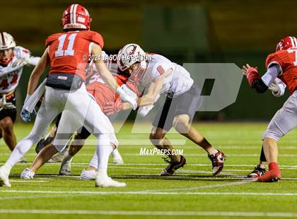 Thumbnail 1 in Albany vs. Muenster (UIL Football 2A Region 2 Semi Final) photogallery.