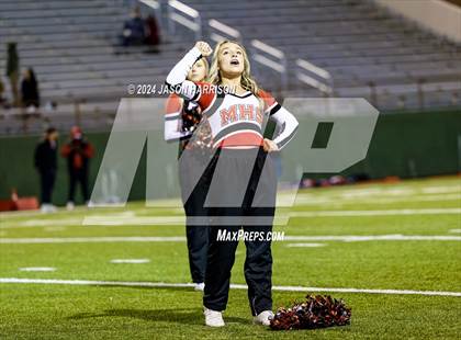 Thumbnail 2 in Albany vs. Muenster (UIL Football 2A Region 2 Semi Final) photogallery.