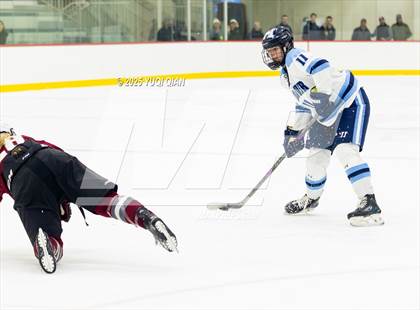 Thumbnail 2 in Loomis Chaffee School vs. Phillips Academy (NEPSAC Chuck Vernon Elite 8 Championship) photogallery.